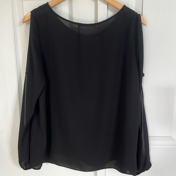 Favorite going out top! - Picture 5 of 5